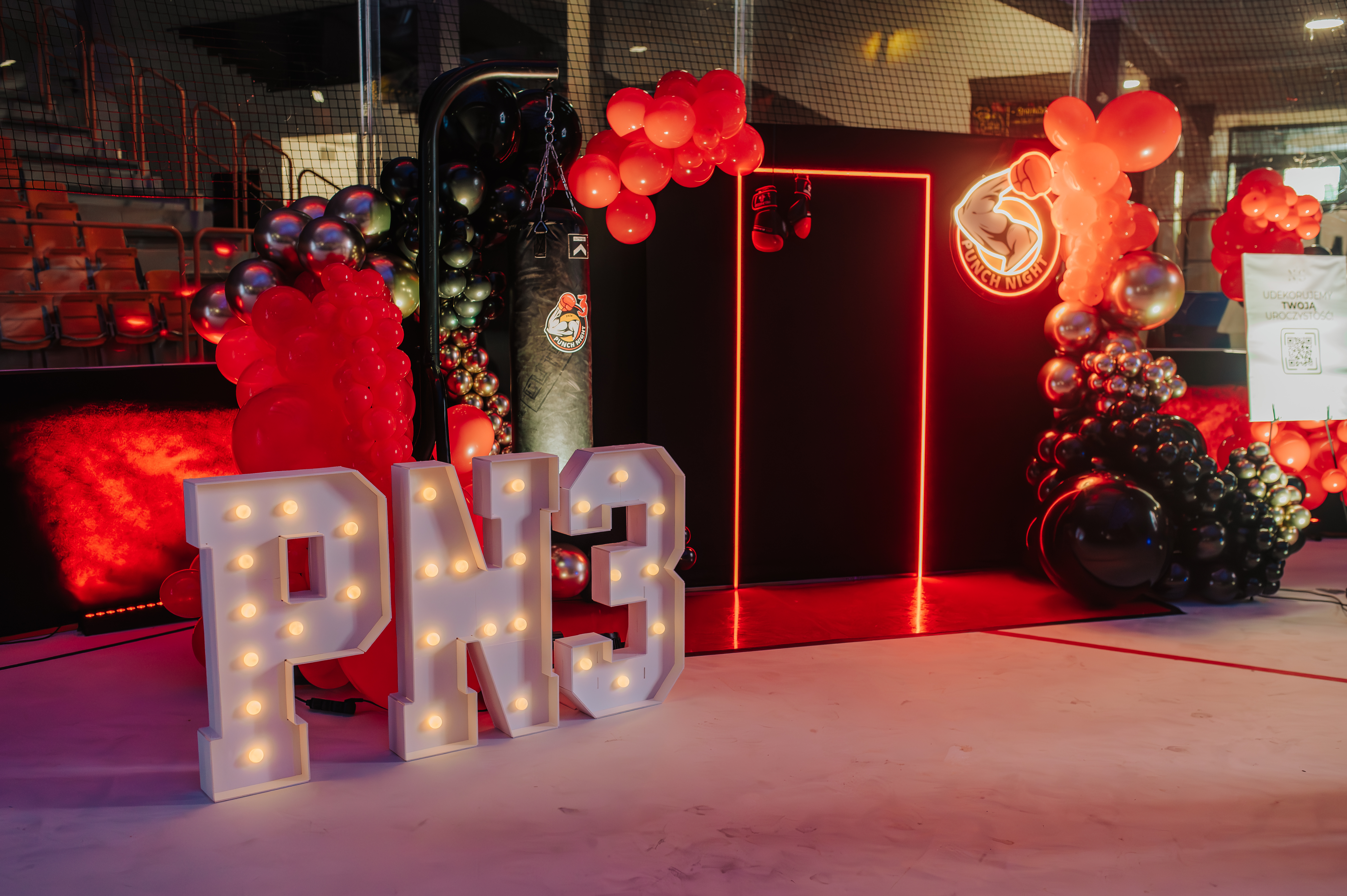 Punch Night – galeria